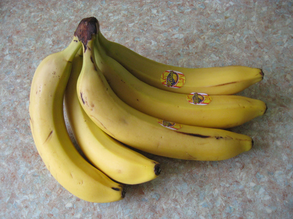 Банан - значение наклеек