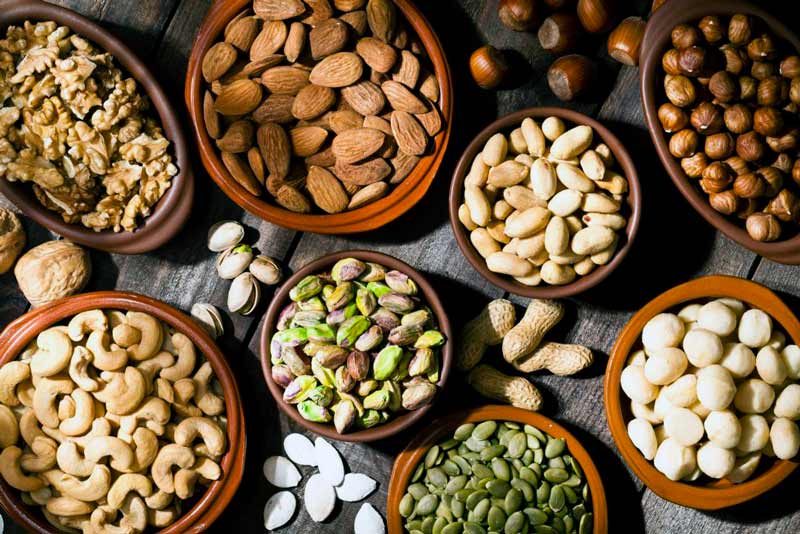 Орехи и бобовые богаты аминокислотами